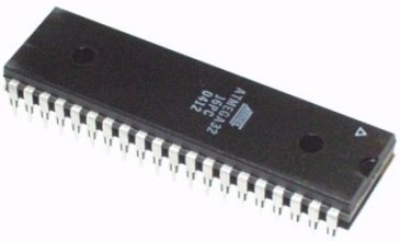 ATmega32 Microcontroller IC